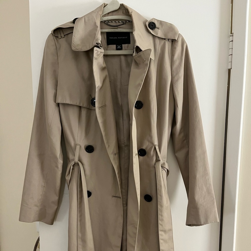 COPY - Banana Republic Tan Trench Coat - XS